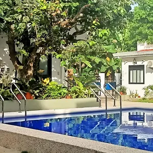4* Resort Alona Whitehouses
